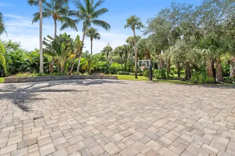 130 N Sewalls Point Road Sewalls Point FL 34996