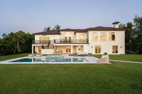 130 N Sewalls Point Road Sewalls Point FL 34996