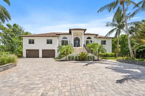 130 N Sewalls Point Road Sewalls Point FL 34996