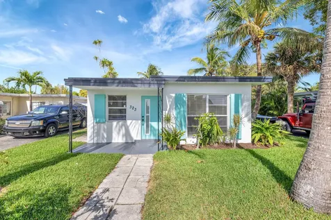 325 E Decarie Street Delray Beach FL 33444