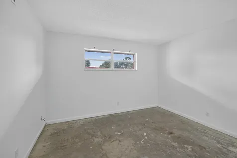 681 S Hollybrook Drive Pembroke Pines FL 33025