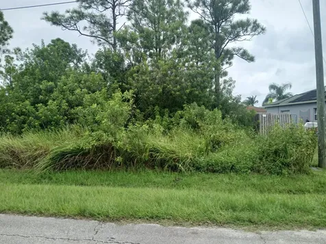 2417 SW Lamb Avenue Port Saint Lucie FL 34953