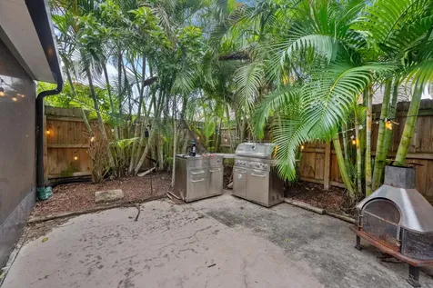 1486 Windship Circle Wellington FL 33414