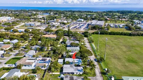 325 De Carie Street Delray Beach FL 33444