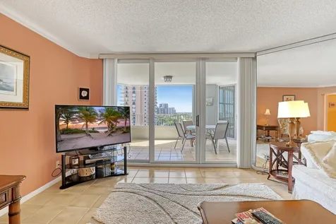 5200 N Ocean Drive Singer Island FL 33404