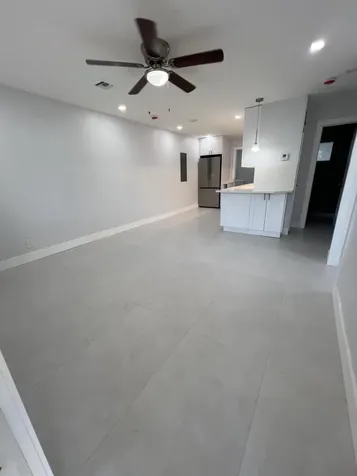 4951 SW 28th Terrace Dania Beach FL 33312