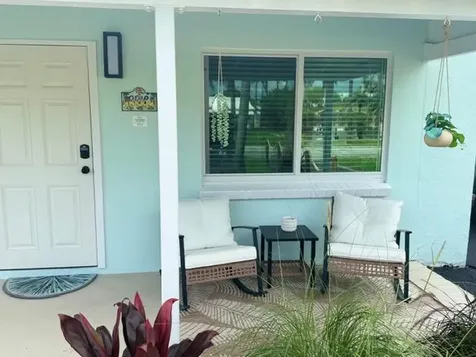 642 N Oak Street Boynton Beach FL 33435