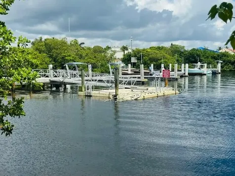642 N Oak Street Boynton Beach FL 33435