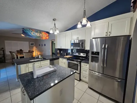 862 SW Carmelite Street Port Saint Lucie FL 34983