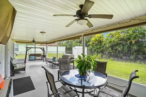 573 Alamanda Avenue Sebastian FL 32958