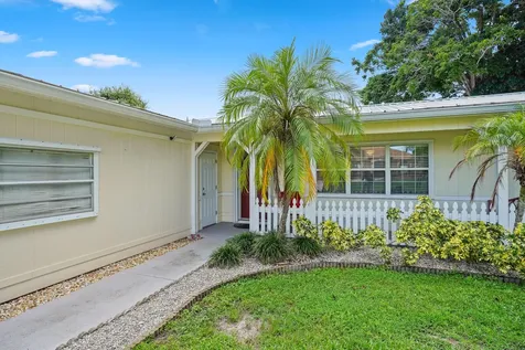 573 Alamanda Avenue Sebastian FL 32958