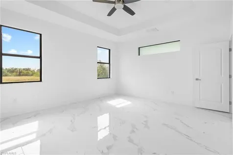 1806 Ne 21st Place Cape Coral FL 33909