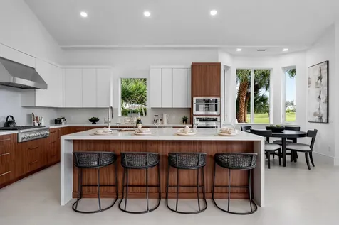 100 Glenbrook Court Atlantis FL 33462