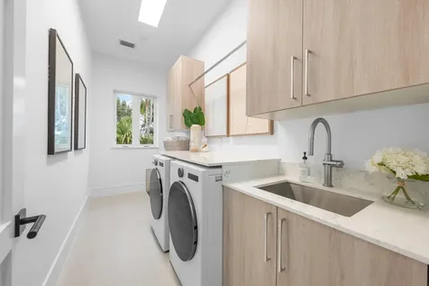 100 Glenbrook Court Atlantis FL 33462