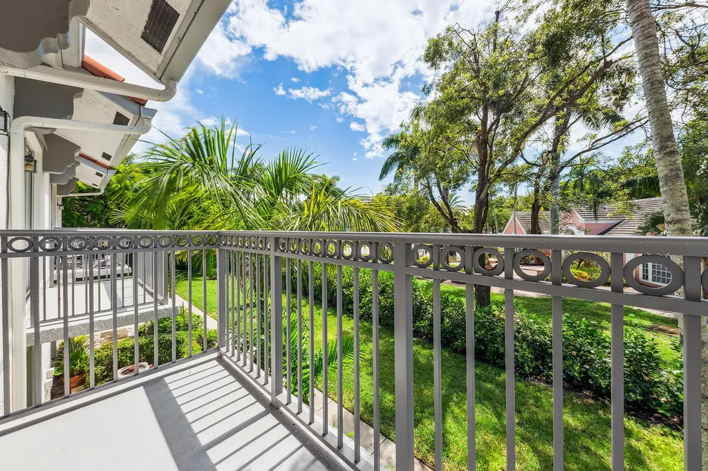 2020 Alta Meadows Lane Delray Beach FL 33444