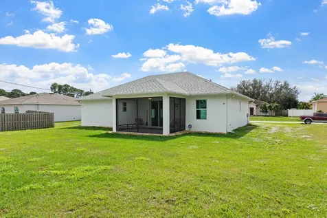 1825 Sw Effland Avenue Port Saint Lucie FL 34953