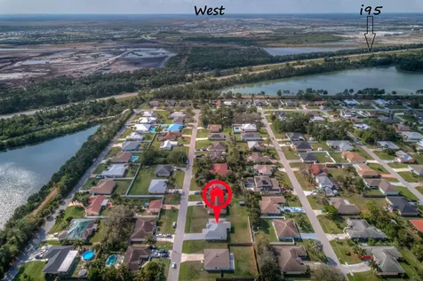 1825 Sw Effland Avenue Port Saint Lucie FL 34953