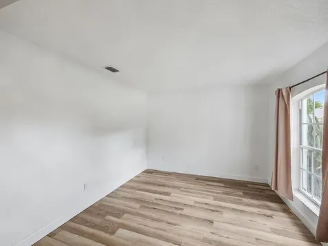 5323 Nw Perez Court Port Saint Lucie FL 34983