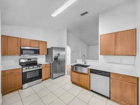5323 Nw Perez Court Port Saint Lucie FL 34983
