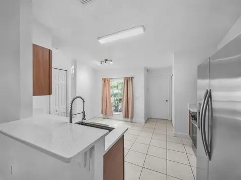 5323 Nw Perez Court Port Saint Lucie FL 34983