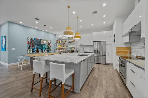 2940 Twin Oaks Way Wellington FL 33414