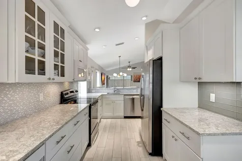 15 Admirals Court Palm Beach Gardens FL 33418