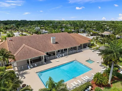 408 NW Chipshot Lane Port Saint Lucie FL 34986