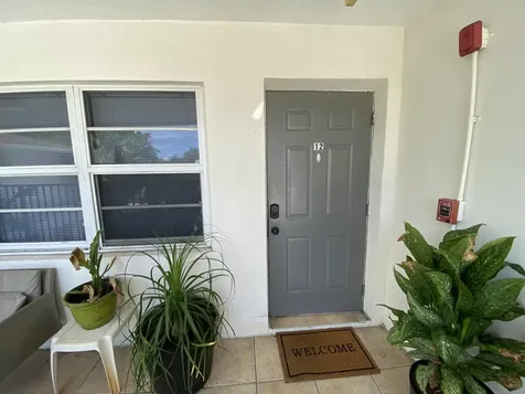 605 N Federal Highway Lake Worth Beach FL 33460