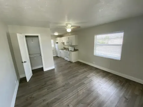 605 N Federal Highway Lake Worth Beach FL 33460
