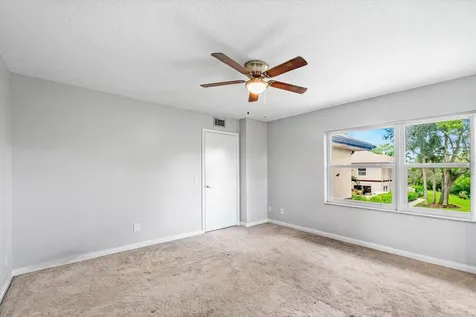 43 Essex Court Royal Palm Beach FL 33411