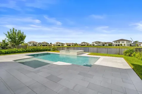 5413 Empire Drive Westlake FL 33470