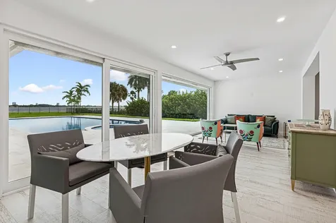8 Woodbrook Circle West Palm Beach FL 33401