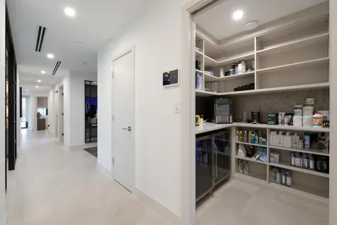 206 Inlet Way Palm Beach Shores FL 33404