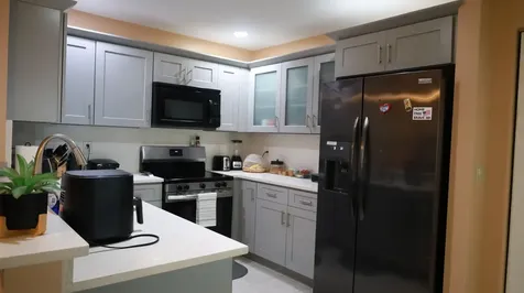 881 Nw 208th Drive Pembroke Pines FL 33029