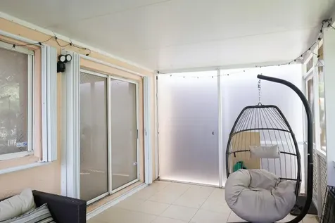 881 Nw 208th Drive Pembroke Pines FL 33029