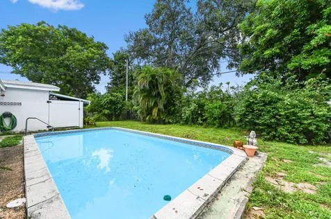 6745 Camelia Drive Miramar FL 33023