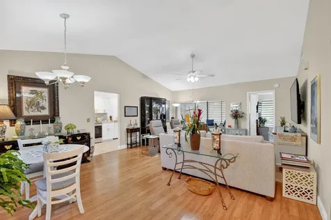 113 Ramblewood Circle Royal Palm Beach FL 33411