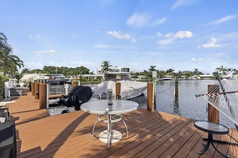 2741 Ne 8th Court Pompano Beach FL 33062