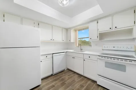 2567 Dudley Drive W West Palm Beach FL 33415