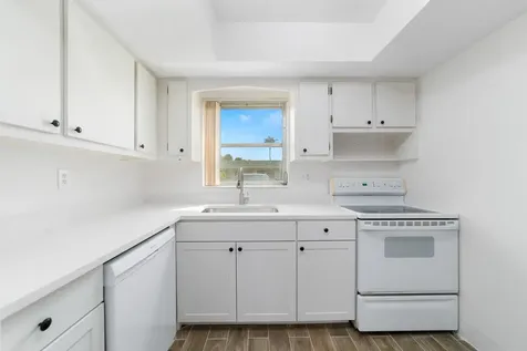 2567 Dudley Drive W West Palm Beach FL 33415