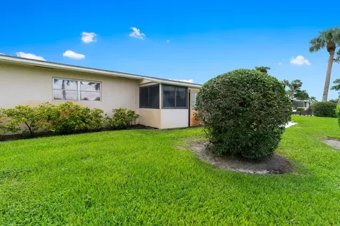 2567 Dudley Drive W West Palm Beach FL 33415