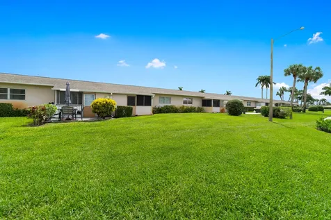 2567 Dudley Drive W West Palm Beach FL 33415