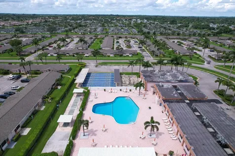 2567 Dudley Drive W West Palm Beach FL 33415