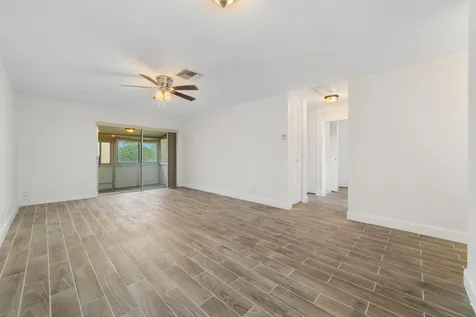 2567 Dudley Drive W West Palm Beach FL 33415