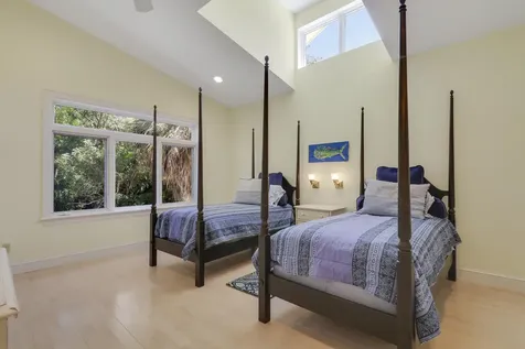 471 N Arrowhead Trail Indian River Shores FL 32963