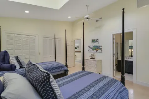 471 N Arrowhead Trail Indian River Shores FL 32963