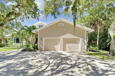 471 N Arrowhead Trail Indian River Shores FL 32963
