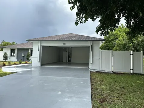 248 Se Fallon Drive Port Saint Lucie FL 34983