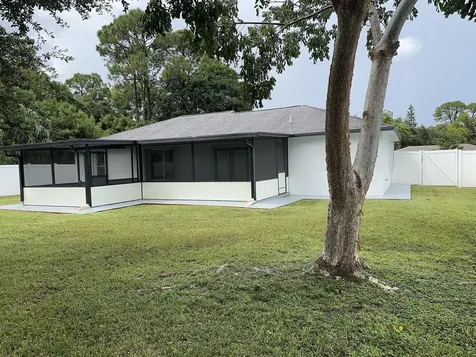 248 Se Fallon Drive Port Saint Lucie FL 34983