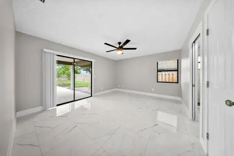 431 Se Volkerts Terrace Port Saint Lucie FL 34983